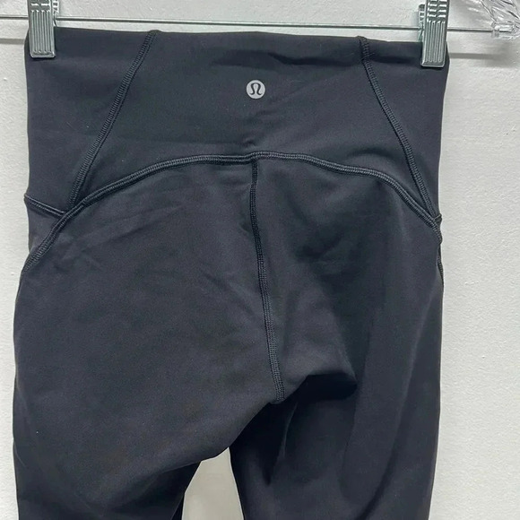 Lululemon Train Times Crop Cropped Pants Leggings Black Mesh Panels 21" Size 4 - Picture 8 of 11